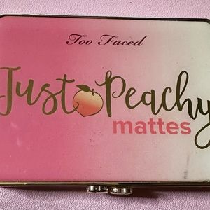 Too Faced - Just Peachy